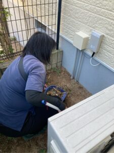 清掃、草引き、落ち拾い